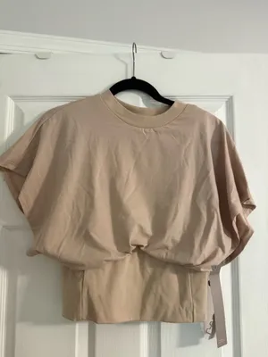 Missguided Batwing T Shirt with Cinched Waist and Dolman Sleeves in Khaki thumbnail 3