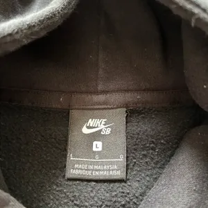 Nike SB Black Graphic Bee Dandelion Skate Pullover Hoodie L Gorpcore skatewear thumbnail 5