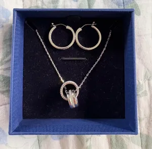Swarovski Necklace and Earrings set thumbnail 1
