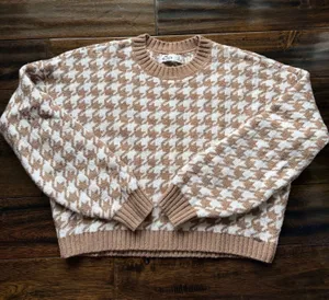 Hollister Houndstooth Sweater thumbnail 1