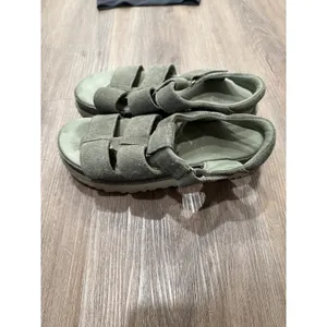 Ugg Australia Women's Golden Star Strap‎ Sandals Size 11 thumbnail 3