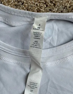 Lululemon Short Sleeve Cropped Shirt thumbnail 4