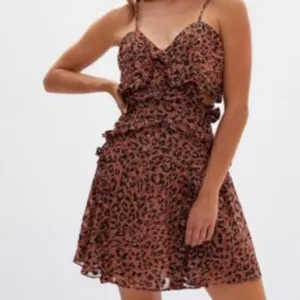 Bardot Leopard‎ Frill Cut Out Mini Dress Size 12/XL thumbnail 3