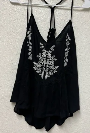 NWT O’NEILL Black Camisole with White Embroidery thumbnail 1