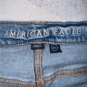 American‎ Eagle Outfitters Blue Distressed Striged Straight Leg Jeans Size 10 thumbnail 4