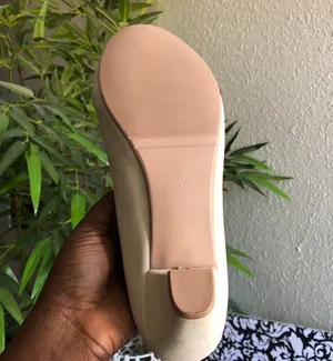 Cream and white Mary Jane 2” heels pumps ballet flats with bows (Size EUR 38) thumbnail 4
