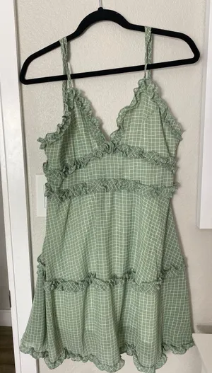 spring dress Green Size M thumbnail 2
