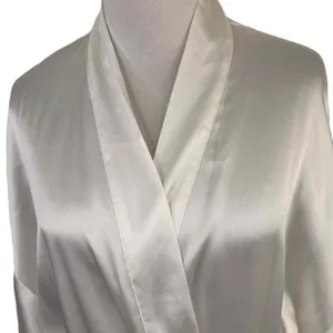 Victoria's Secret Bridal Rhinestone Bride White Long Sleeve Silky Robe Size M/L thumbnail 2