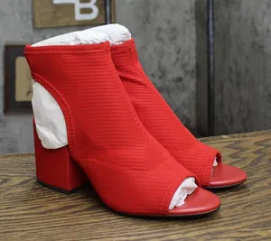 NWT Katy Perry Womens Vintage Fabric Block Heels 1673d5573cc929 Red 6.5M thumbnail 1