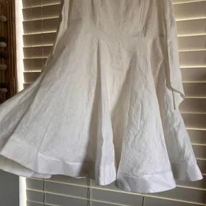 Dissh Aisle Pearl Bow Linen Mini Dress Size 6 Coastal Cowgirl graduation dress thumbnail 6