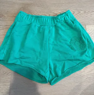 Nike Shorts Comfy thumbnail 1
