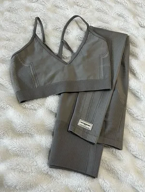 The giving movement active wear Gray thumbnail 1