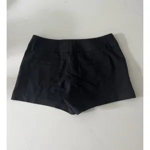 Alice + Olivia Black Trouser Cotton Blend Shorts Size 6 thumbnail 2