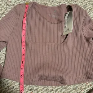 NWT Adidas Studio Lounge Ribbed Cropped Long Sleeve Tee Pink Mauve- Size Medium thumbnail 7