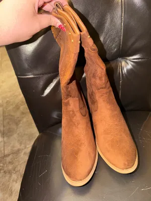 Boots Brown Size 9 thumbnail 4