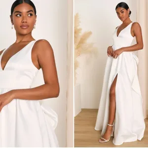 LULU's Bridal Wedding Chic Classy Modern Sexy Minimalist Sexy Satin A-Line Gown thumbnail 4