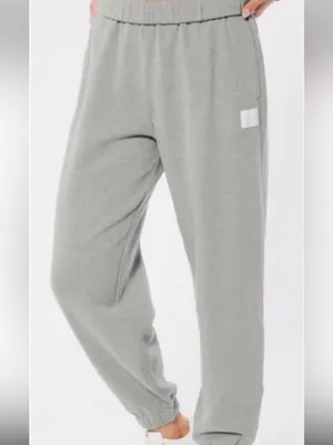 Hollister Women's Light Gray Fleece Joggers thumbnail 4
