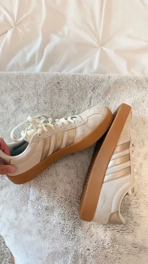 Adidas Women’s Shoes thumbnail 2