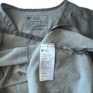 Figs Casma Three Pocket Scrub Top Size Small Graphite Womens… thumbnail 10