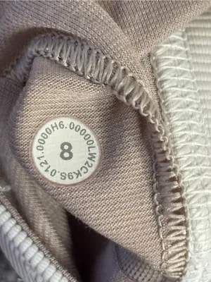 Lululemon Energy Bra High Neck Long Line Medium Support ribbed white size 8 thumbnail 4