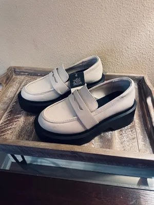 NWT! Wild Fable Women’s Slip-On Loafer Platform Leather Memory Foam Insole Sz 6 thumbnail 3