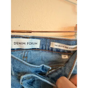 Denim Forum Jeans Women 23 Light Blue The Arlo Hi-Rise Straight Button Fly Denim thumbnail 4