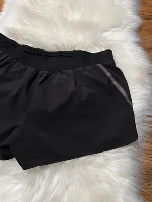 Adidas Women's Running Saturday Short thumbnail 7