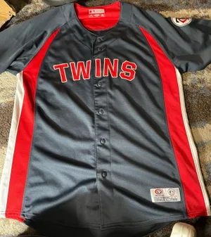 True Fan Minnesota Twins Jersey thumbnail 1