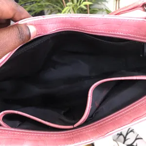 2000s Pink crocodile print faux leather shoulder baguette hand bag purse #fairycore thumbnail 6