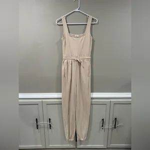 BKE Textured Knit Jumpsuit thumbnail 7
