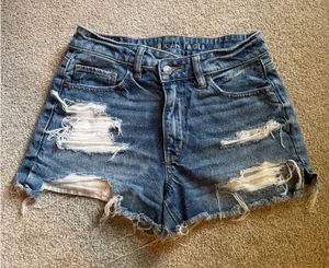 American Eagle Strigid Distressed Crossover Shorts thumbnail 1