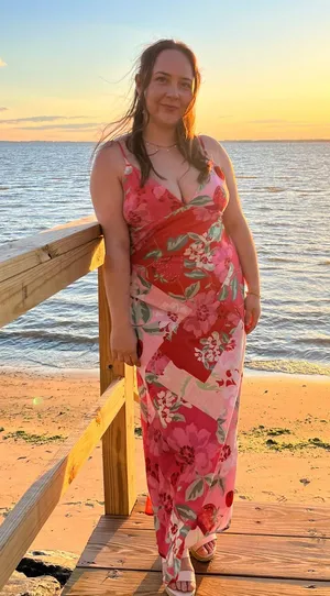 Boutique Pink Semi-Formal Dress thumbnail 1