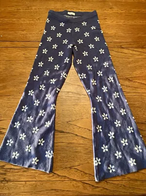 Altar'd State Women's Blue/White Floral Knit Pull-On Flared Sweatpants M thumbnail 1