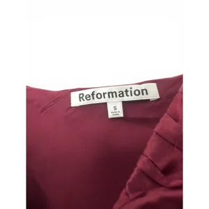 Reformation S Aribella Dress 100% Silk Ruffle Sleeveless Midi Bias Cut Burgundy thumbnail 4