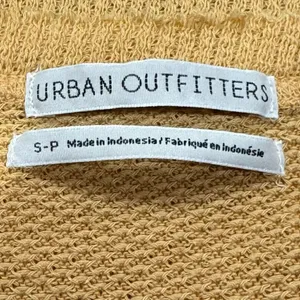 Urban Outfitters Courtney Mustard Oversized Cardigan Women’s Small thumbnail 3