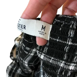 Hollister Black and White Plaid Jumpsuit Size Medium‎ thumbnail 10