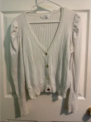 Ribbed V-Neck Button Front Cardigan in Cream thumbnail 1