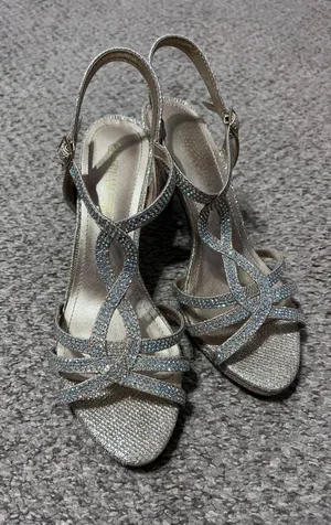 Dream Paris Gold Strappy Heels thumbnail 1