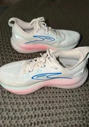 Brooks Glycerin GTS 22 thumbnail 3