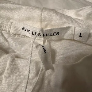 Avec Lea Filles White Mock Neck Shirt - NWT - Size L thumbnail 6