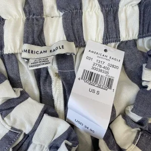 American Eagle Paper Bag Stripe Shorts thumbnail 4