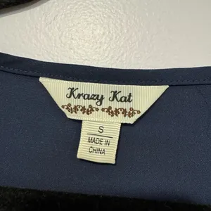 Krazy‎ Kat blue oversized flowy dress shirt thumbnail 4
