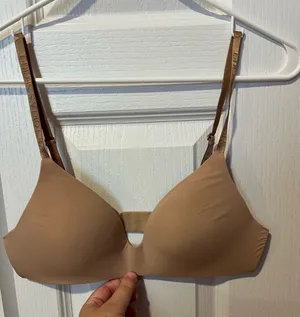 Victoria's Secret T-Shirt Lightly Lined Wireless Bra thumbnail 1