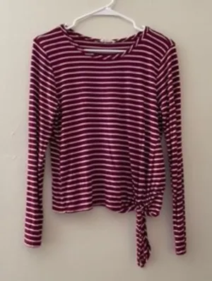 M-‎ Olivia Rae Red and White Striped Soft Long Sleeved Women's Top Knot Decor thumbnail 1