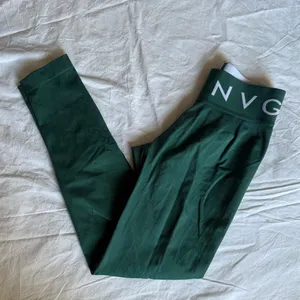 NVGTN Emerald Green Sport Seamless Leggings Size Medium thumbnail 10