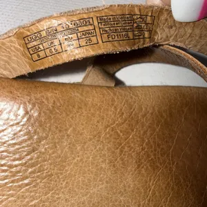 UGG Women's Brown Leather Espadrille Boho Annice Flat Thong Sandals Women's 8 thumbnail 5