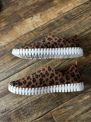 Women’s Isle Jacobsen Leopard Slip thumbnail 3