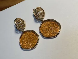 Signed Sarah Cov Gold Tone Dangle Drop Clip On Earrings Taste Of Honey thumbnail 4