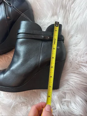 UGG ALEXIS Black Wedge Boots Women Size US 9 leather stylish thumbnail 7