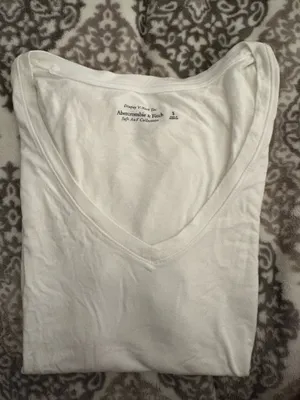 Abercrombie White Top thumbnail 2